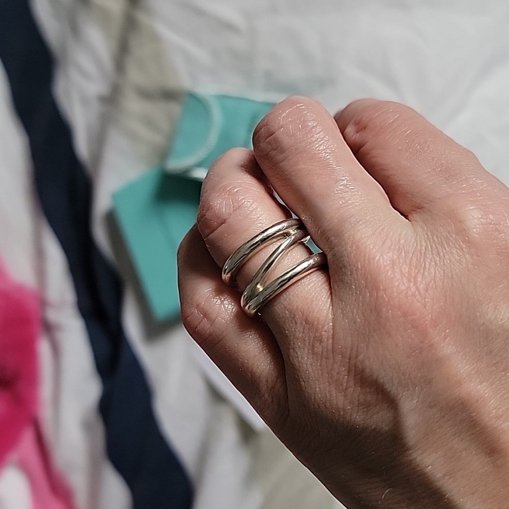 Tiffany & Co. Zig Zag Band Ring - Sterling Silver Size 6 - Picture 3 of 12